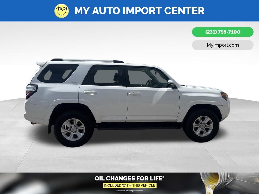 Used 2024 Toyota 4Runner SR5 Premium AWD/4WD image 8