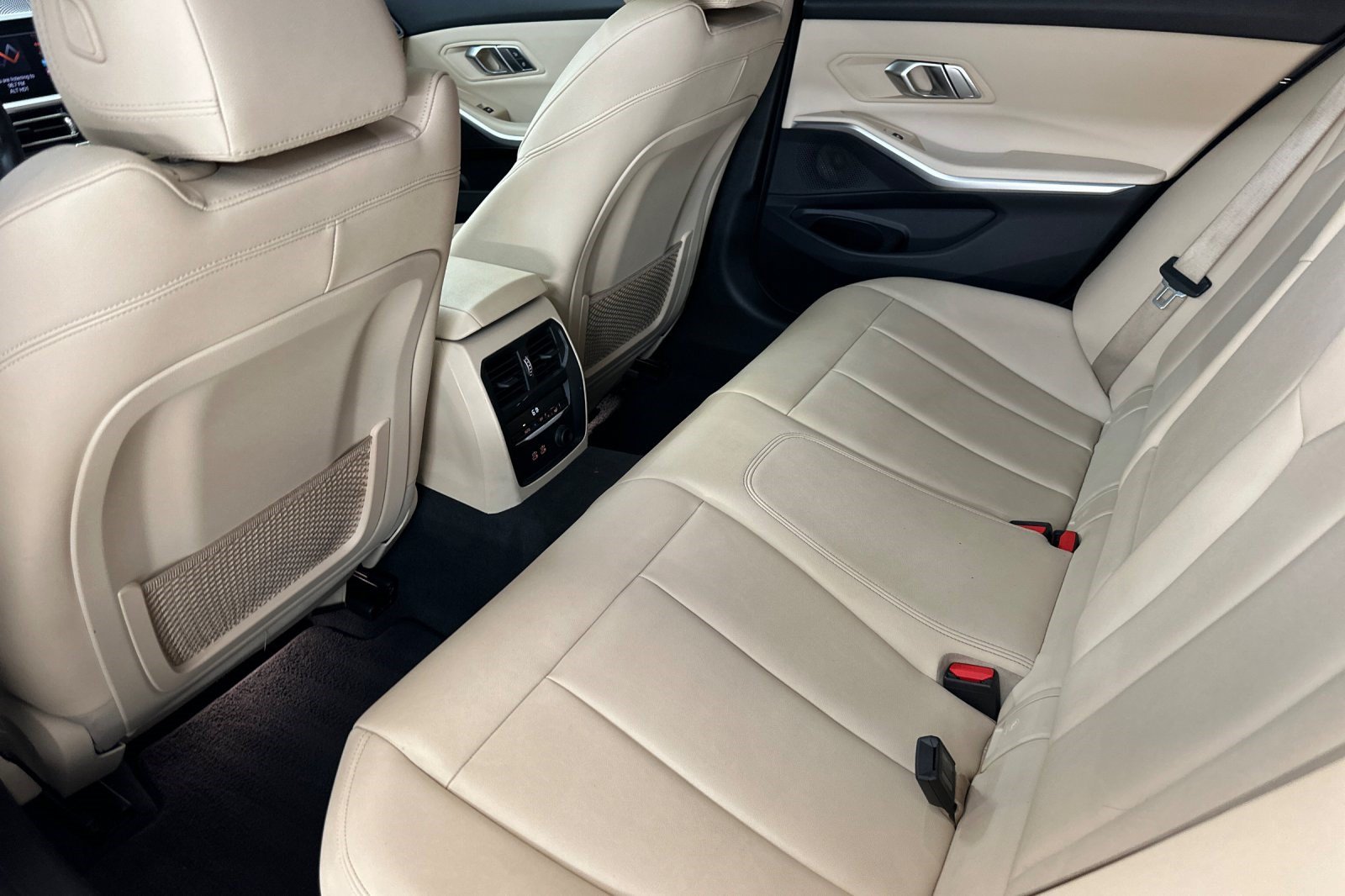 Used 2019 BMW 330i Sedan w/ Convenience Package RWD image 26