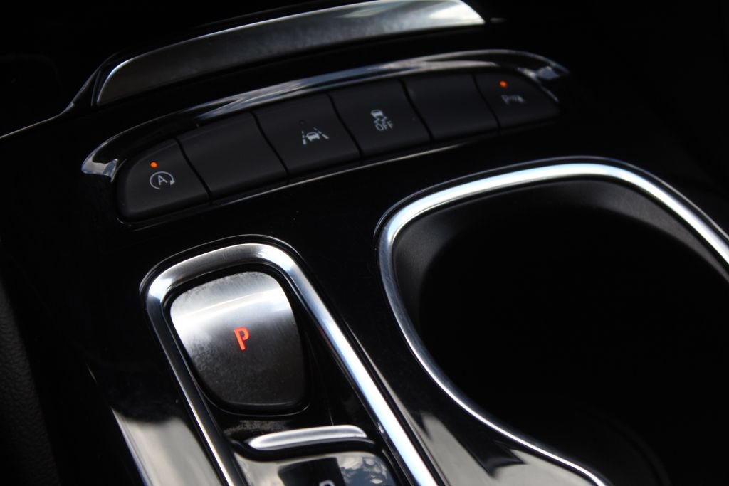 Used 2023 Buick Envision Essence FWD image 31