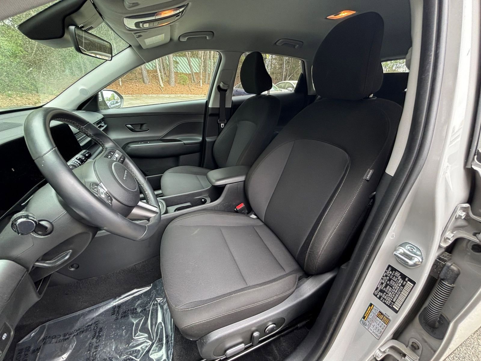 Used 2025 Hyundai Kona SEL image 37