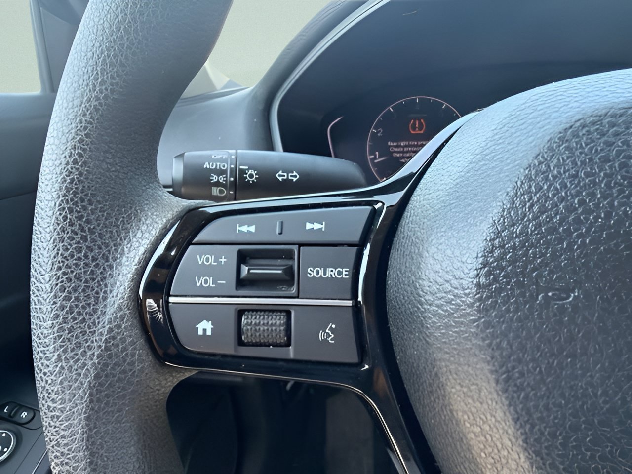 Used 2025 Honda Civic LX image 17