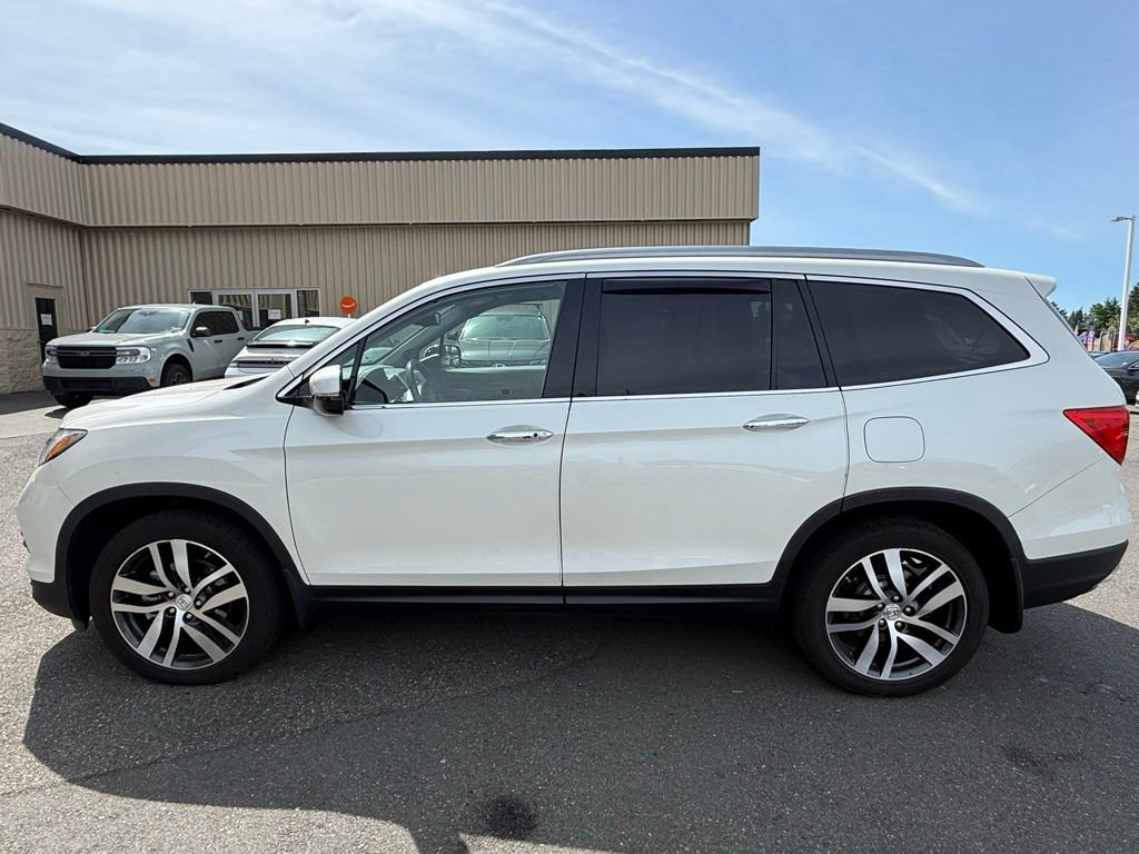 Used 2017 Honda Pilot Elite image 5
