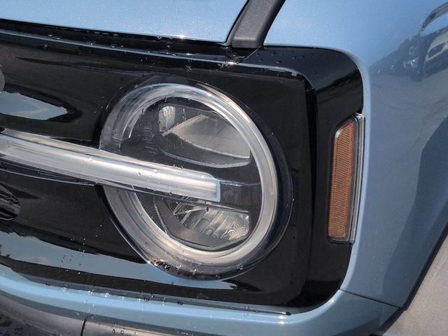 Used 2024 Ford Bronco Outer Banks AWD/4WD image 9