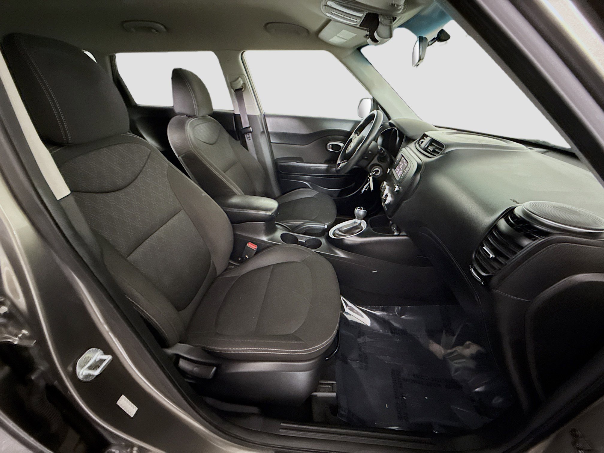 Used 2018 Kia Soul FWD image 27