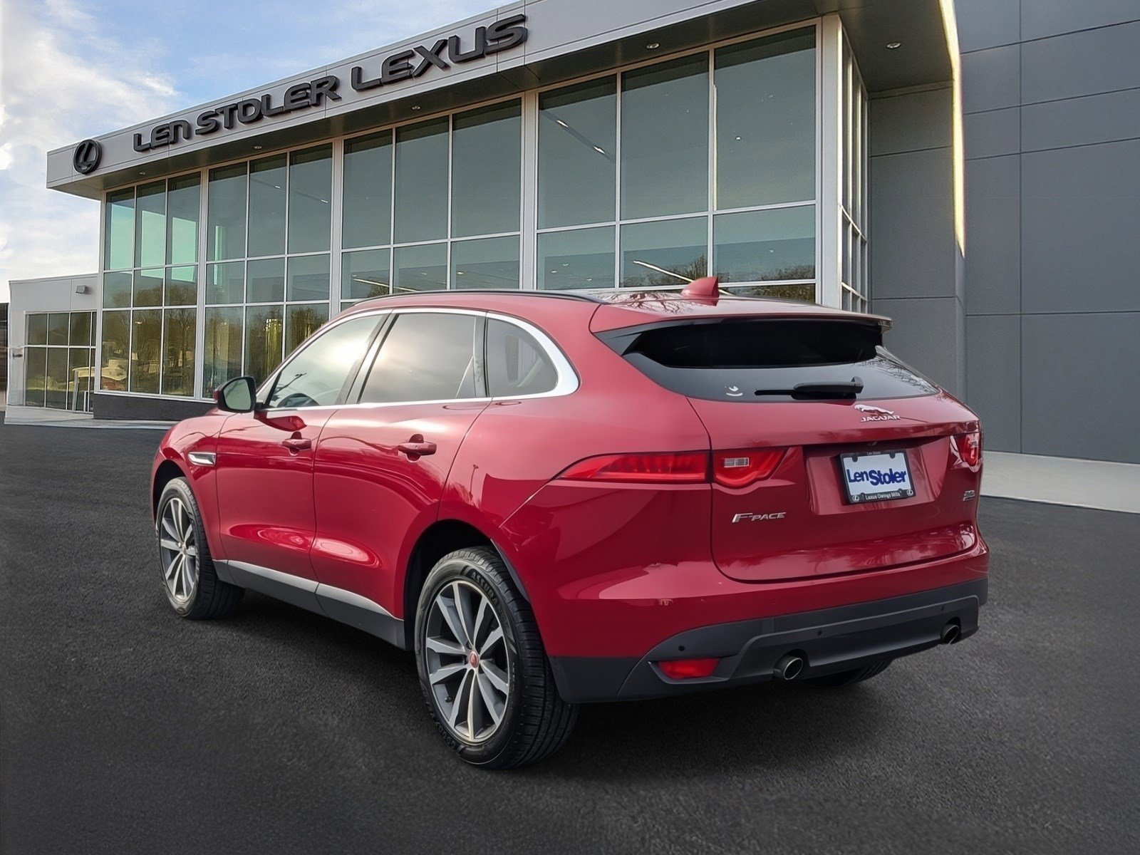 Used 2019 Jaguar F-PACE Prestige image 5
