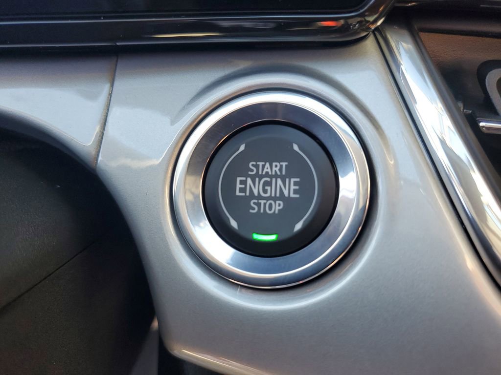 New 2026 Chevrolet Trax LT w/ Sunroof Package image 28