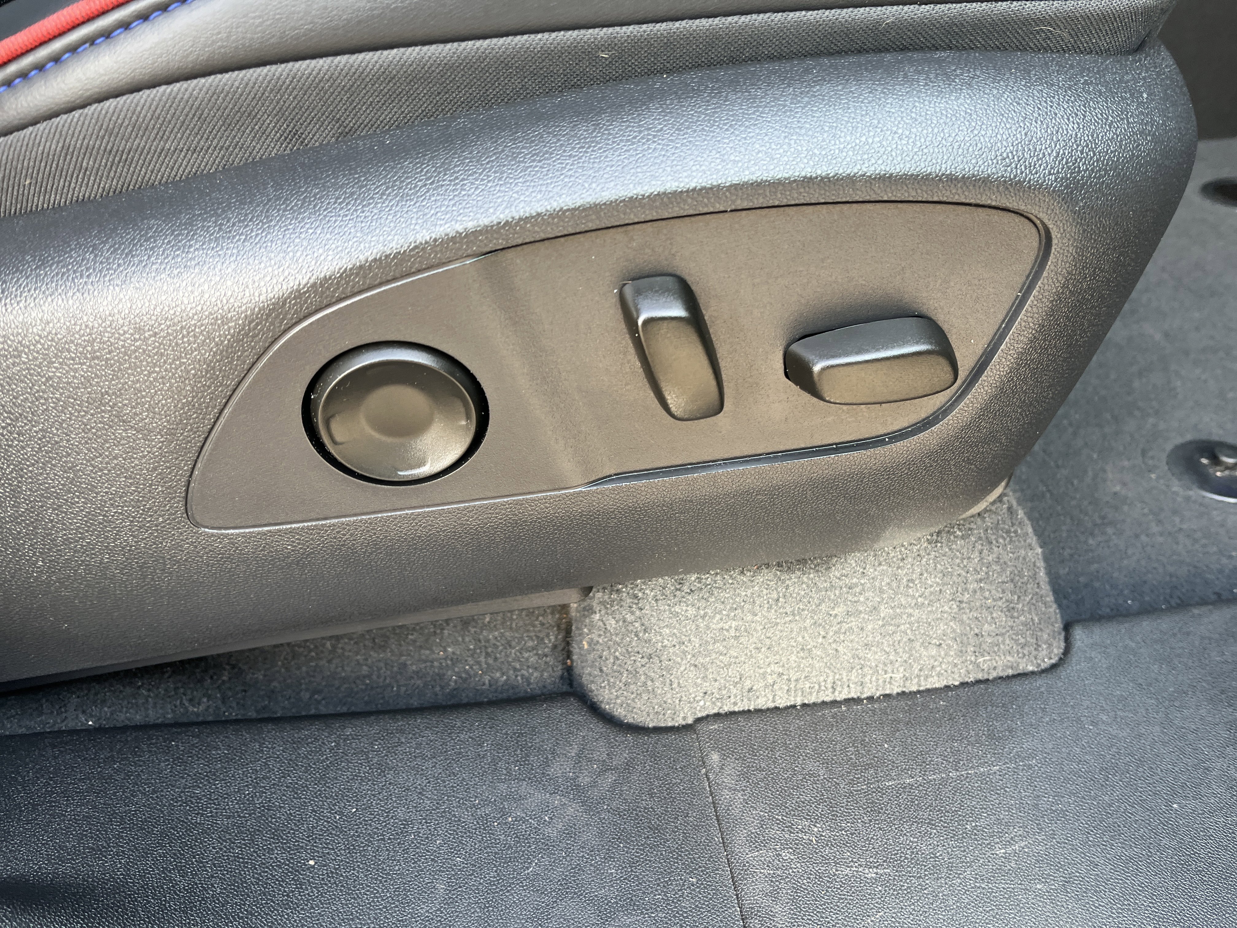 Used 2024 Chevrolet Silverado EV RST image 21