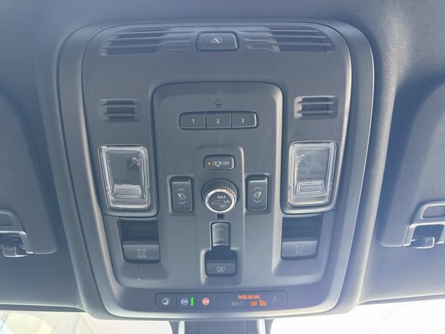 Used 2022 GMC Yukon Denali w/ Denali Premium Package AWD/4WD image 83