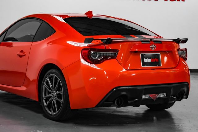 Used 2017 Toyota 86 860 Special Edition RWD image 13