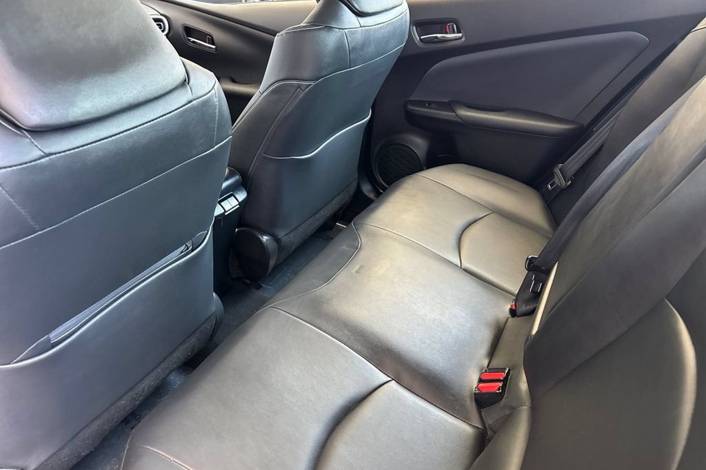 Used 2020 Toyota Prius Prime XLE FWD image 11