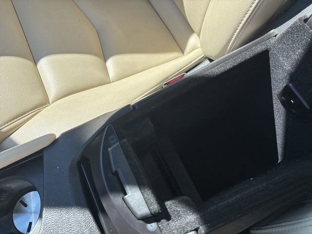 Used 2019 Cadillac XT5 FWD image 26
