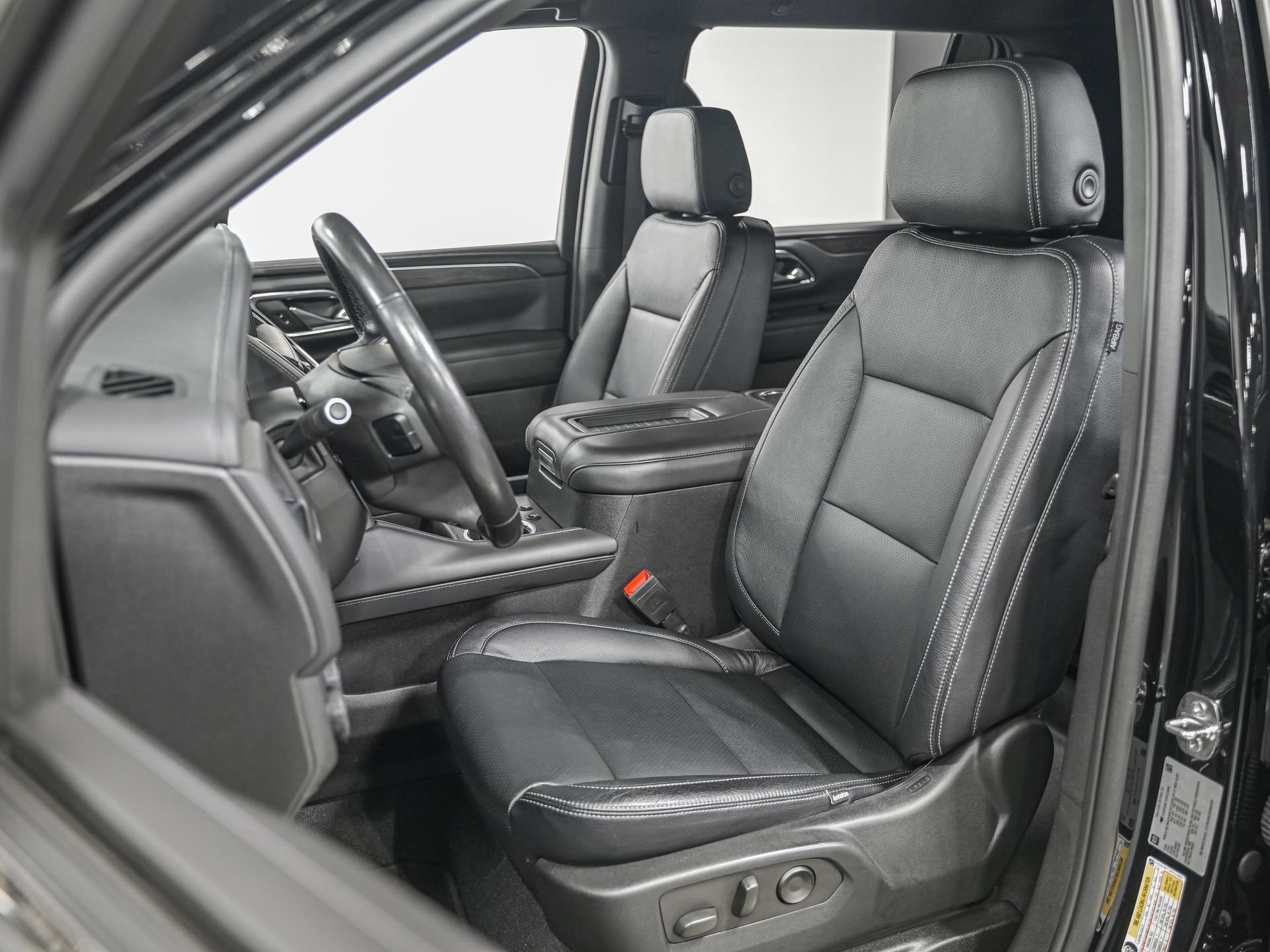 Used 2023 Chevrolet Suburban LS AWD/4WD image 16