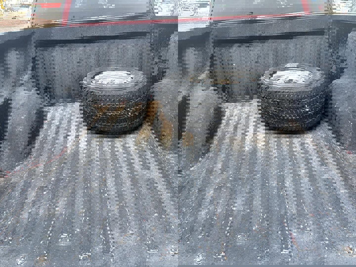 Used 2014 Ford F150 XLT image 4