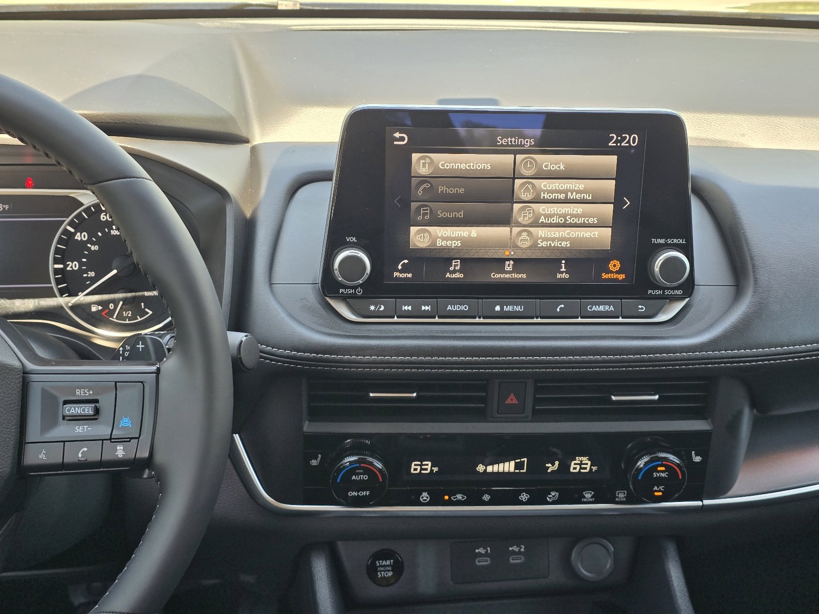 Certified 2025 Nissan Rogue SV w/ SV Premium Package FWD image 15