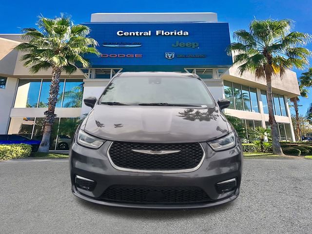 Certified 2023 Chrysler Pacifica Touring-L FWD image 3