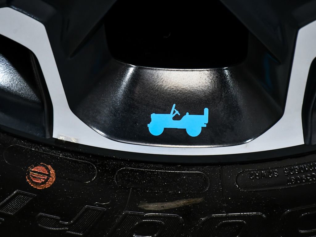 Used 2023 Jeep Wrangler Unlimited Rubicon 4xe w/ Cold Weather Group AWD/4WD image 77