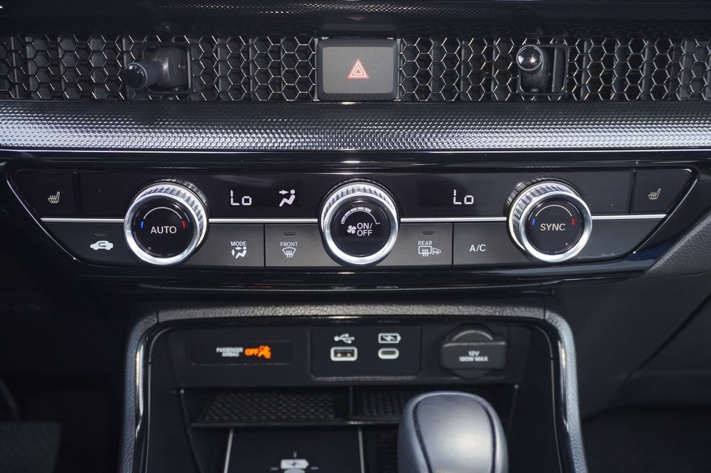 Used 2025 Honda CR-V Sport Touring image 18