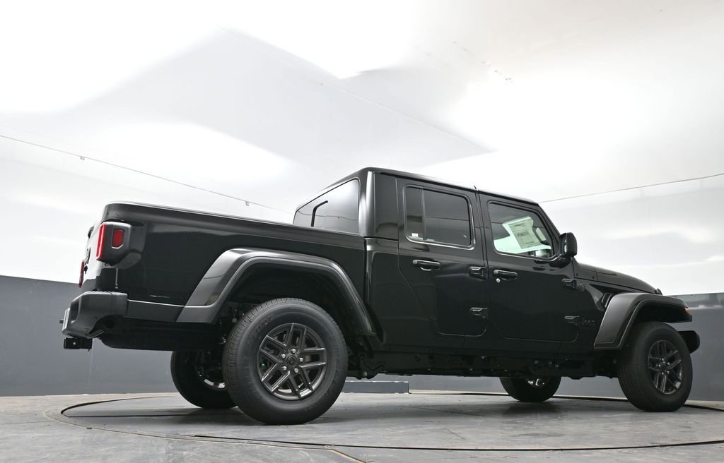 New 2026 Jeep Gladiator Sport AWD/4WD image 36