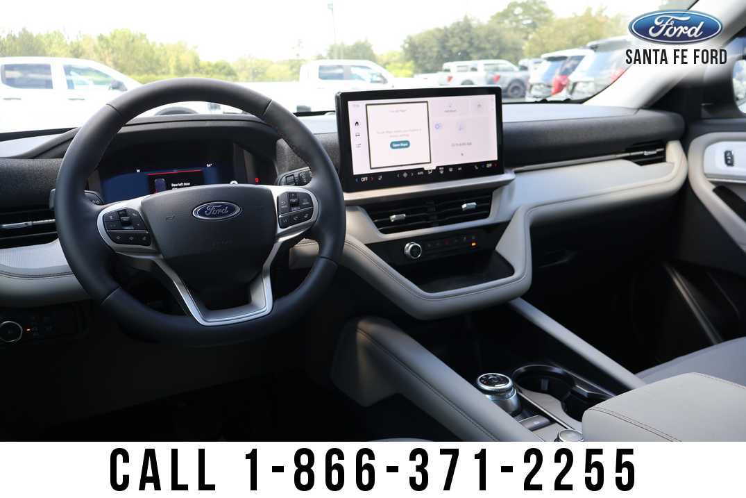 New 2026 Ford Explorer Active w/ Active Comfort Package RWD image 22