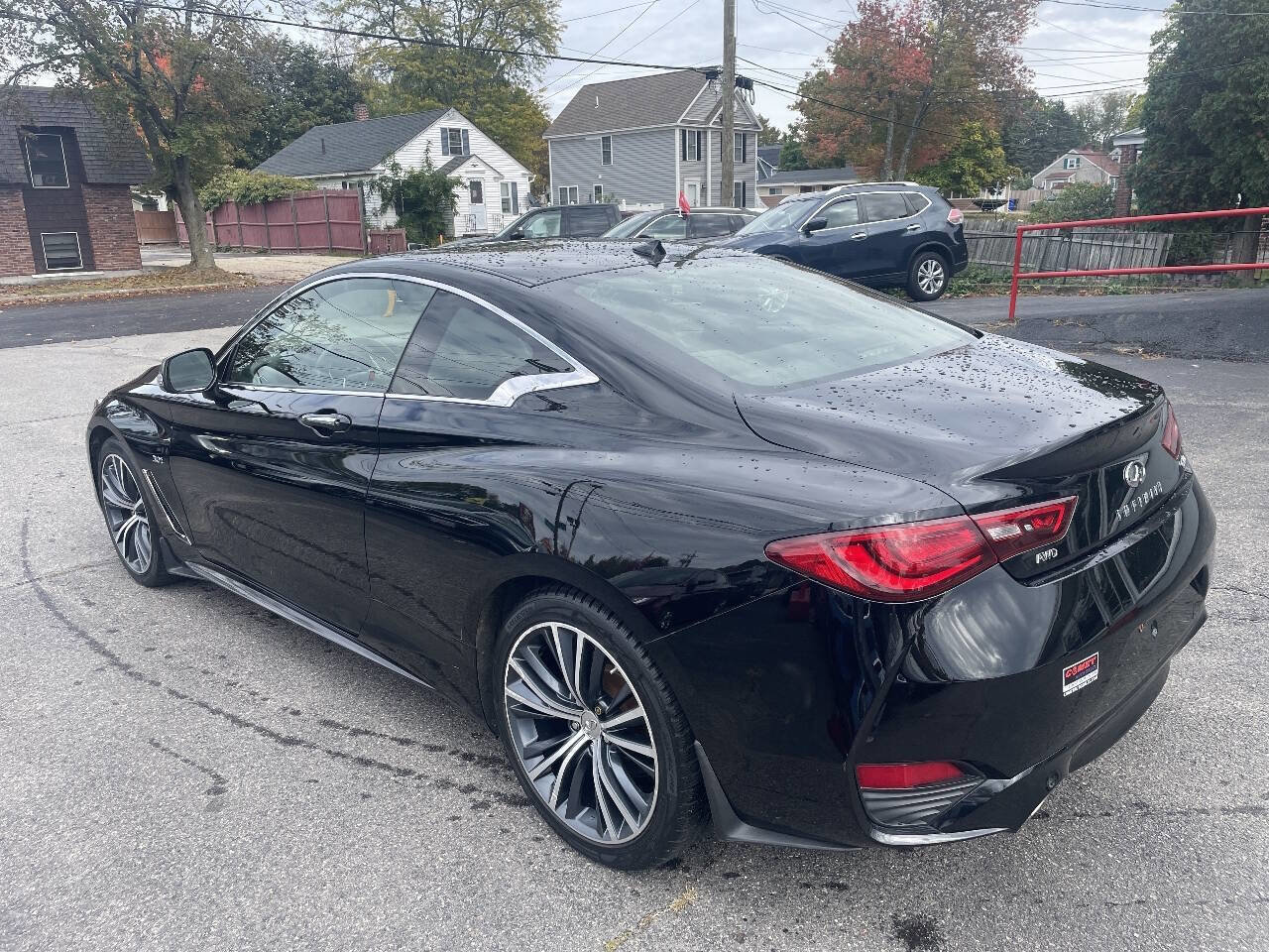 Used 2017 INFINITI Q60 3.0t w/ Cargo Package image 7