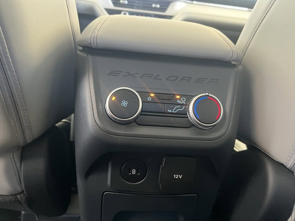 New 2026 Ford Explorer Active image 18