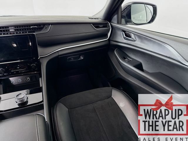 Used 2024 Jeep Grand Cherokee L Laredo image 22