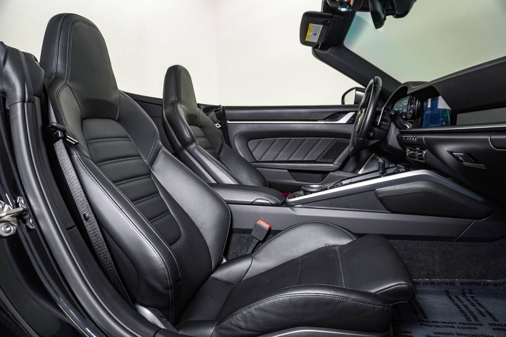 Certified 2021 Porsche 911 Turbo S AWD/4WD image 18