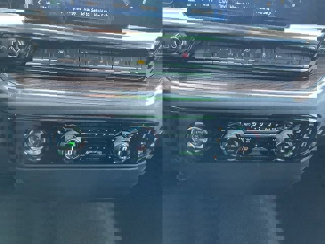 Used 2024 Chevrolet Silverado 1500 LT image 33