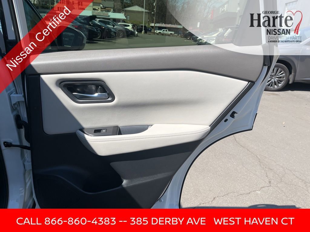 Certified 2025 Nissan Rogue SV image 20