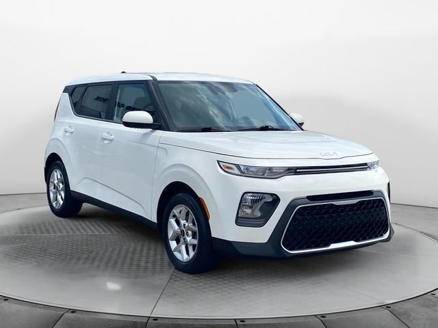 Used 2022 Kia Soul LX w/ Technology Package FWD image 7