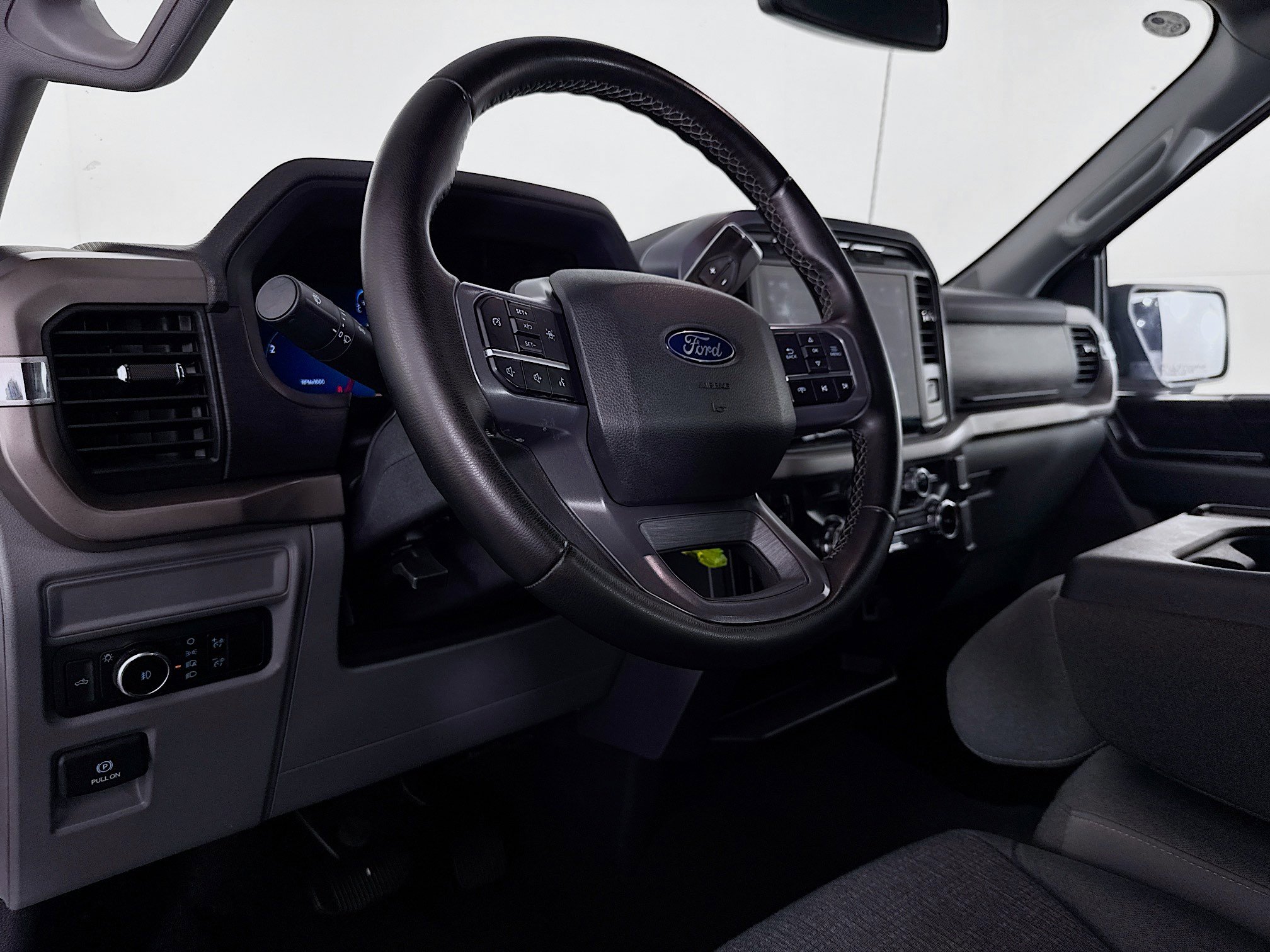 Used 2024 Ford F150 XLT w/ Tow/Haul Package image 20