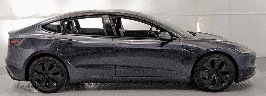 Used 2026 Tesla Model 3 RWD image 2