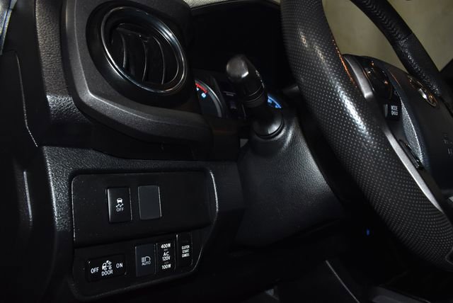 Used 2020 Toyota Tacoma TRD Sport image 27