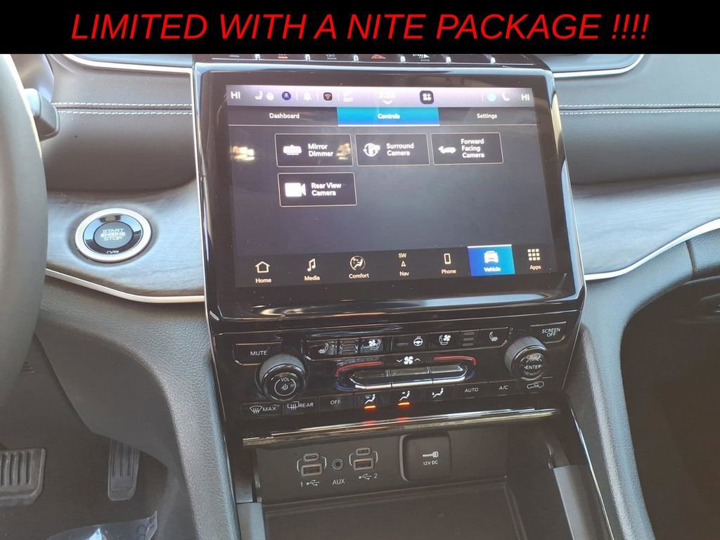 Used 2023 Jeep Grand Cherokee Limited w/ Luxury Tech Group II image 19