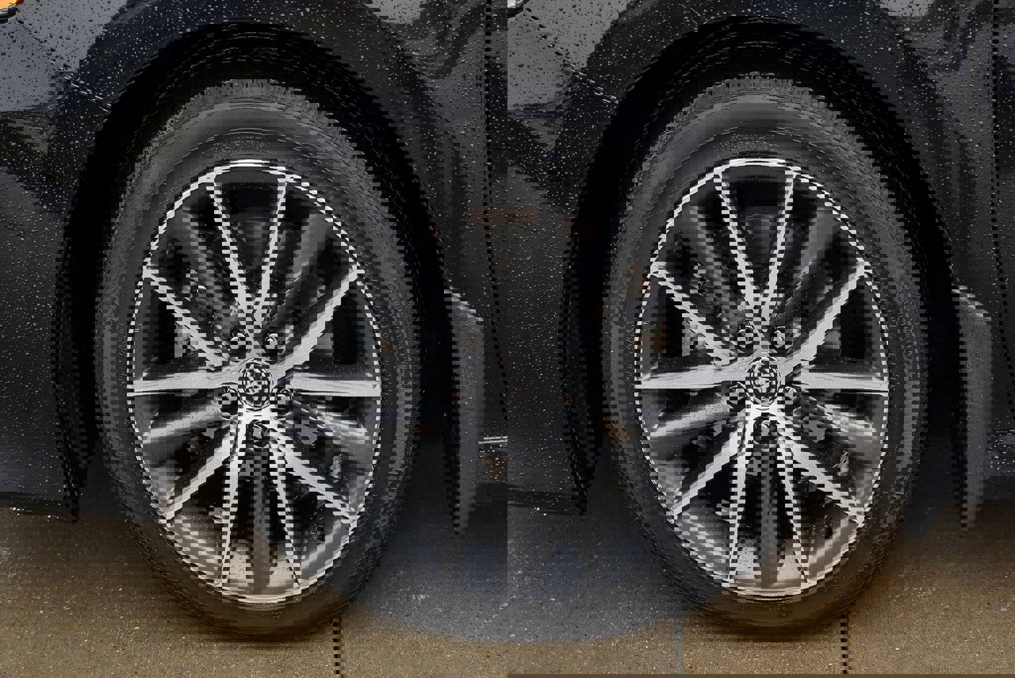 Certified 2021 Toyota Camry XLE AWD/4WD image 12