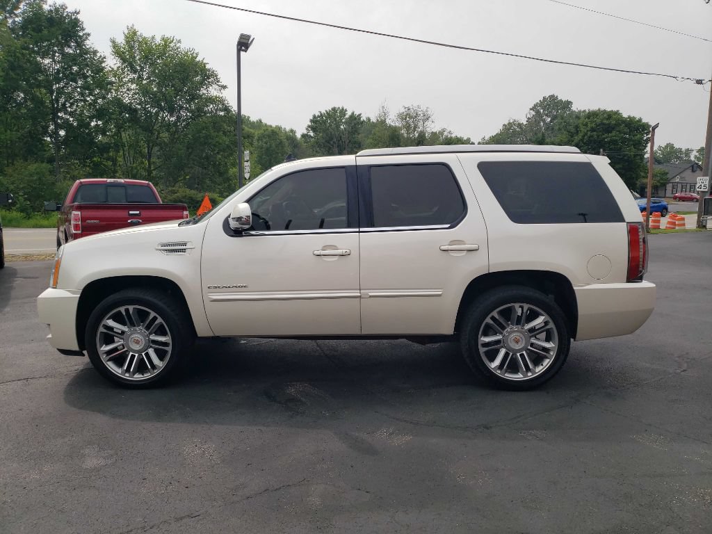 Used 2014 Cadillac Escalade Premium AWD/4WD image 4