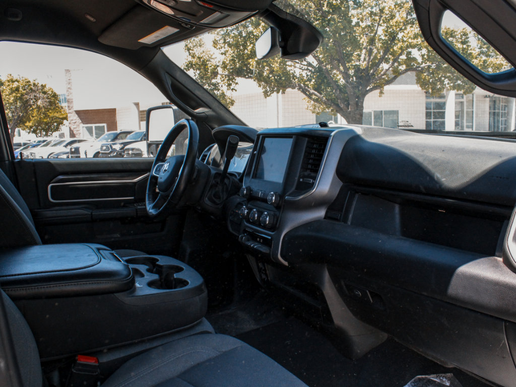 Used 2024 RAM 3500 Big Horn AWD/4WD image 30