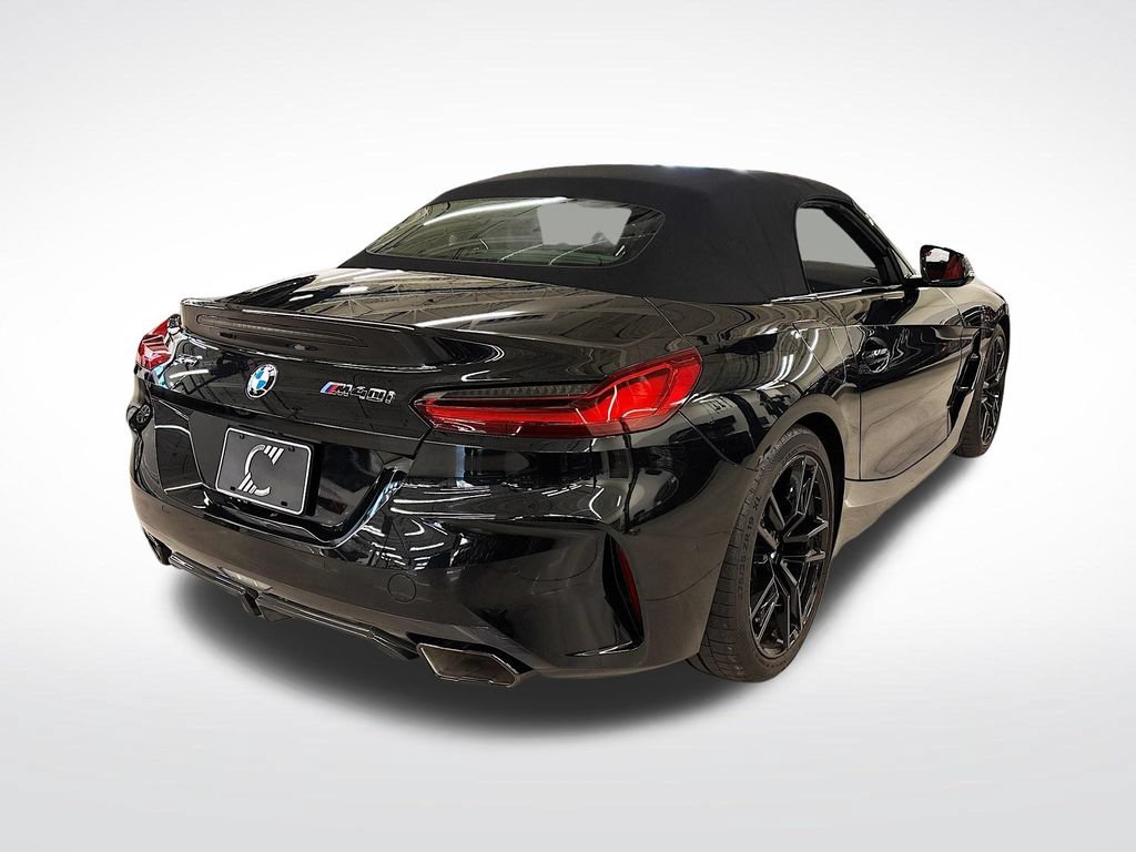 Used 2025 BMW Z4 M40i w/ Edition RWD image 5