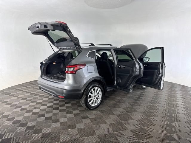 Used 2020 Nissan Rogue Sport SV AWD/4WD image 17