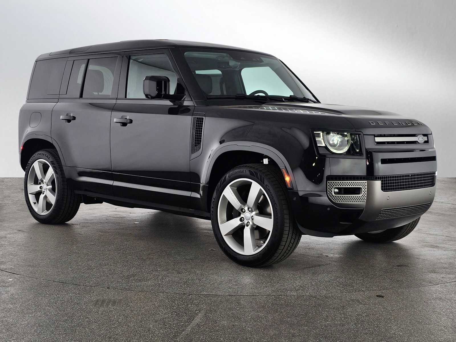 New 2025 Land Rover Defender 110 X-Dynamic SE image 7