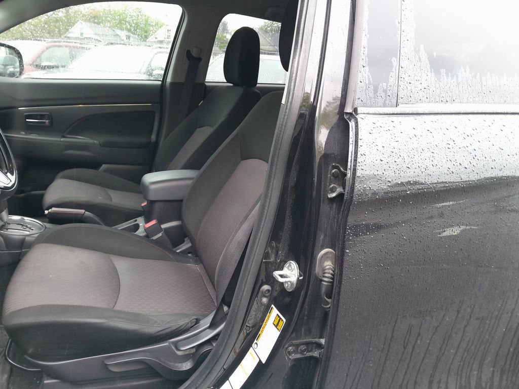 Used 2017 Mitsubishi Outlander Sport LE AWD/4WD image 14