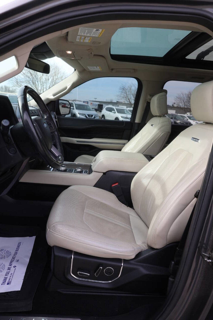 Used 2019 Ford Expedition Platinum image 13