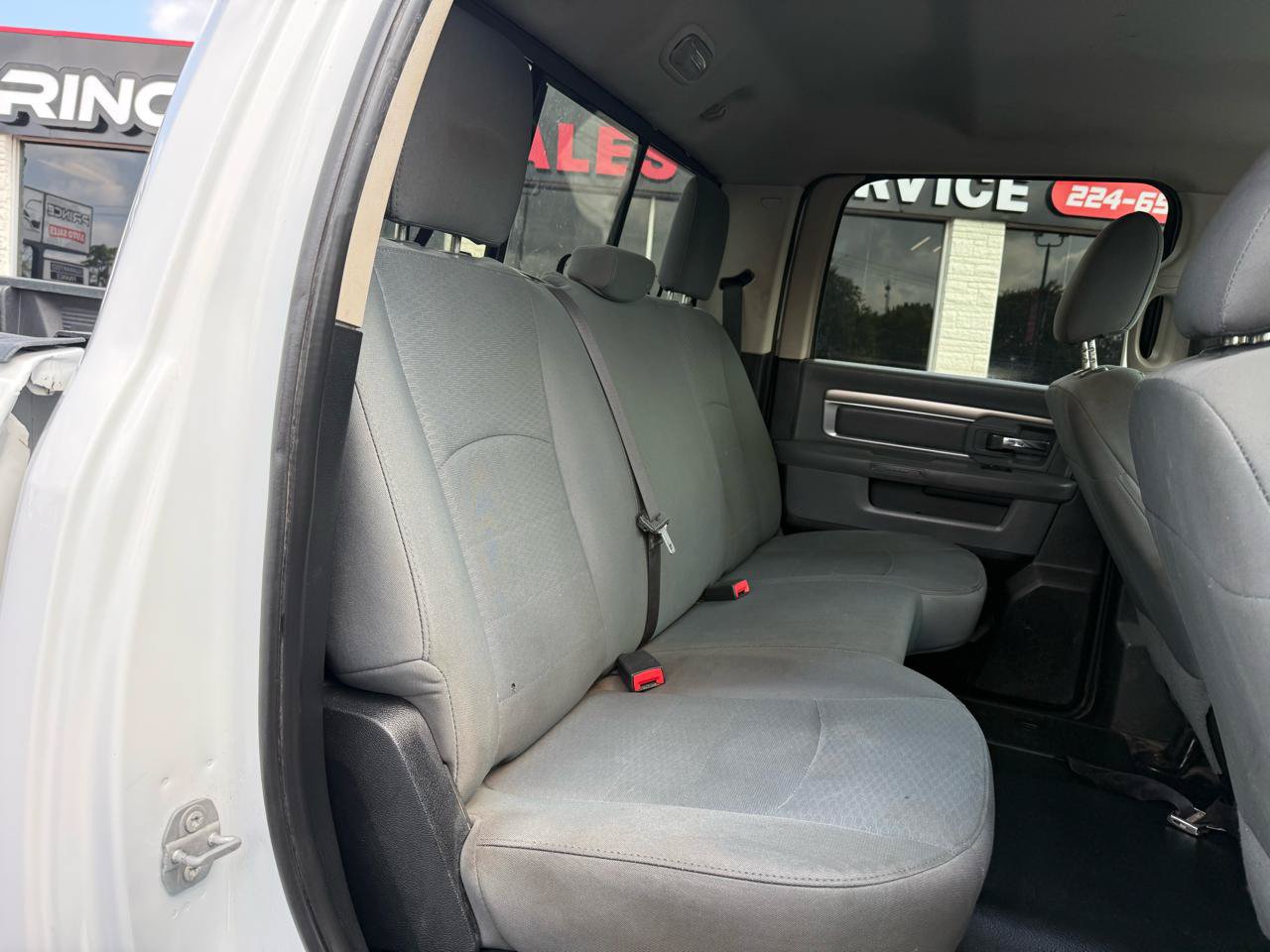 Used 2017 RAM 2500 SLT AWD/4WD image 24