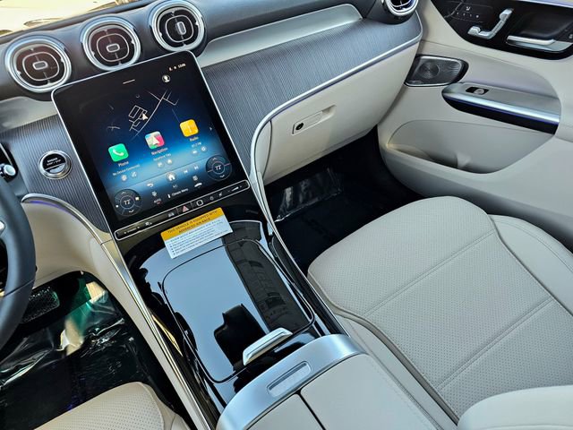 New 2026 Mercedes-Benz GLC 300 4MATIC image 32