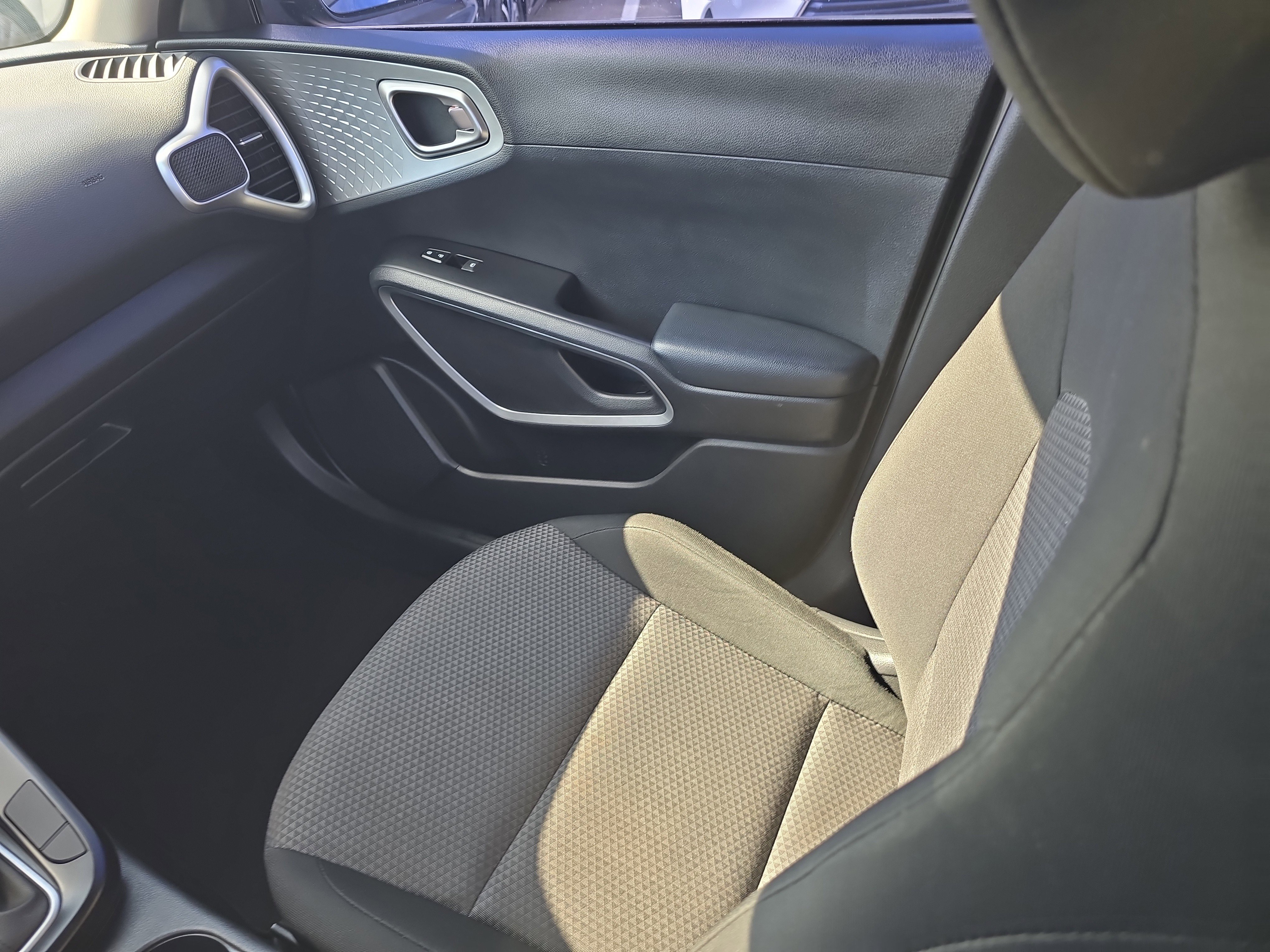 Certified 2020 Kia Soul X-Line FWD image 14