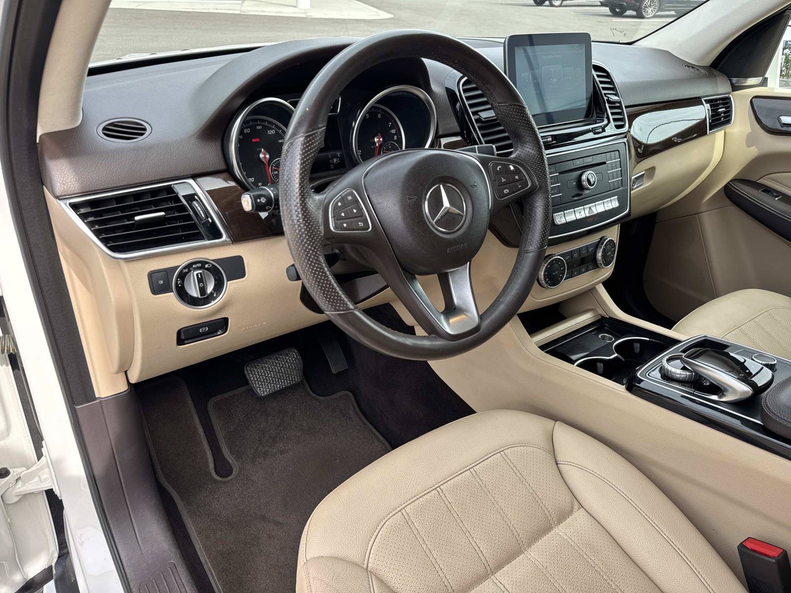 Used 2017 Mercedes-Benz GLE 350 image 23