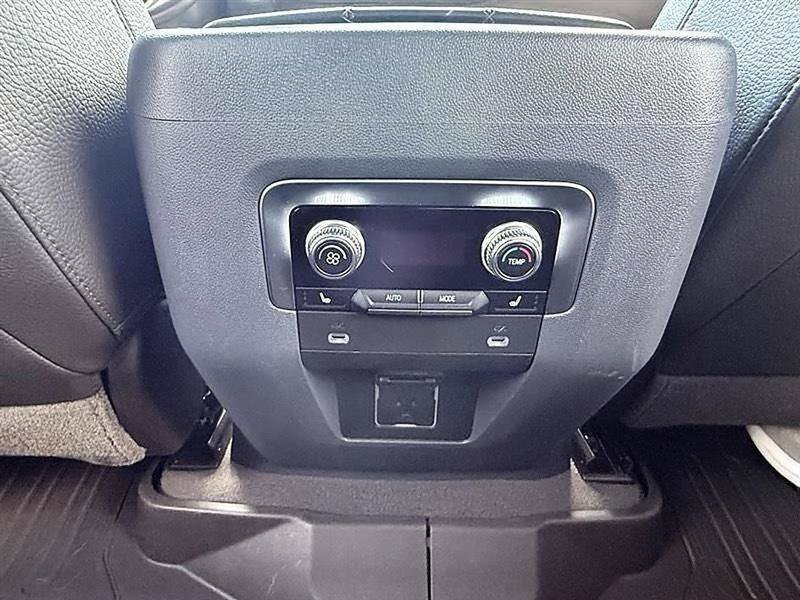 Used 2021 GMC Yukon Denali RWD image 26
