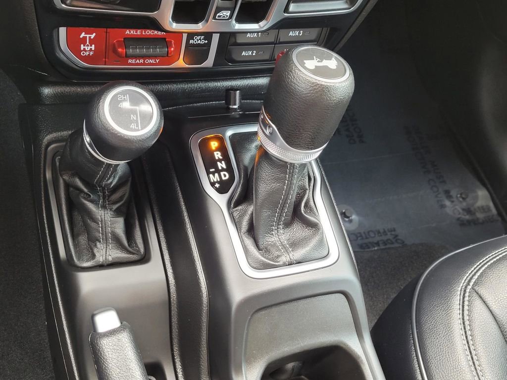 Used 2024 Jeep Wrangler Willys image 28