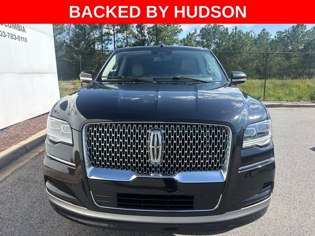 Used 2023 Lincoln Navigator L Reserve AWD/4WD image 3