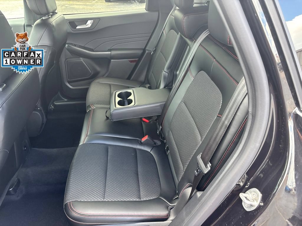 Used 2026 Ford Escape ST-Line w/ Cold Weather Package AWD/4WD image 28